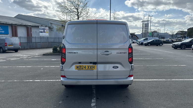 Ford Transit Custom 300 L1 Diesel Fwd 2.0 EcoBlue 136ps H1 Van Limited